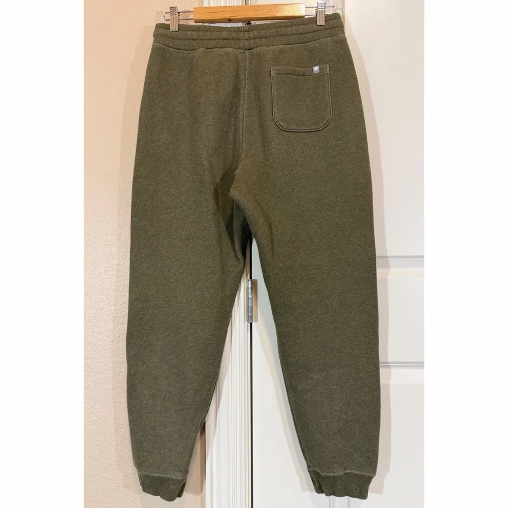 Figs Fleece Men’s Off Shift Relaxed Jogger Sweatpants